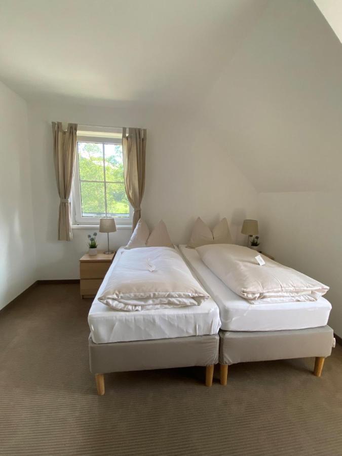 Hotel Dienstl Gut Launsdorf Eksteriør billede