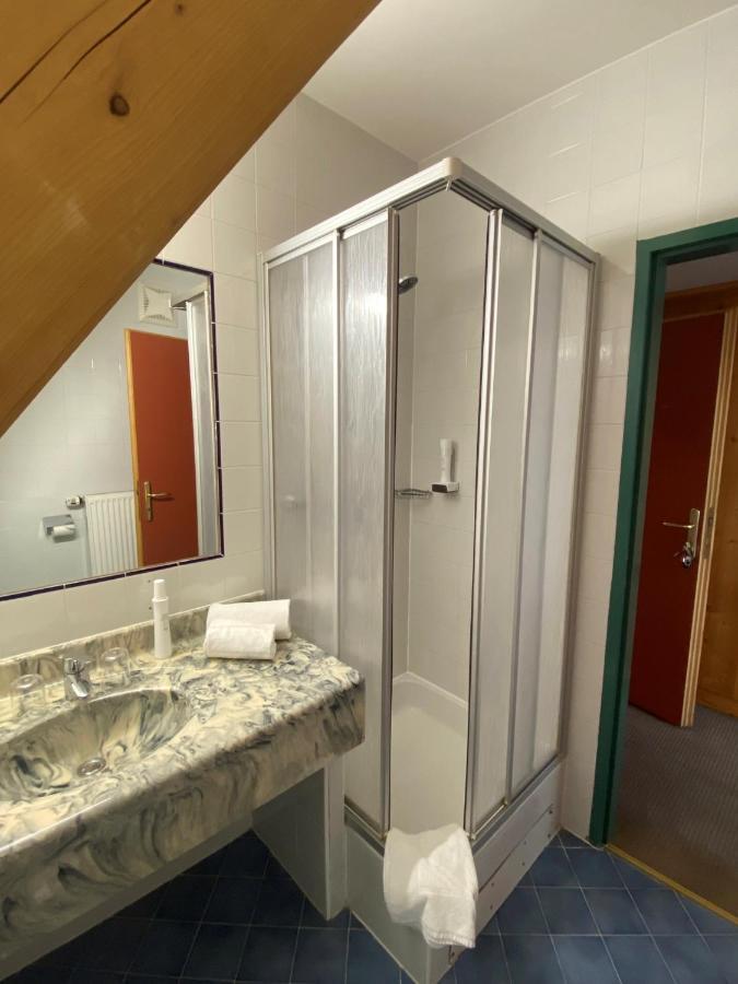 Hotel Dienstl Gut Launsdorf Eksteriør billede